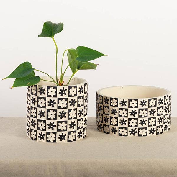 Cement Flower Pot "Checkers and Flowers", Black