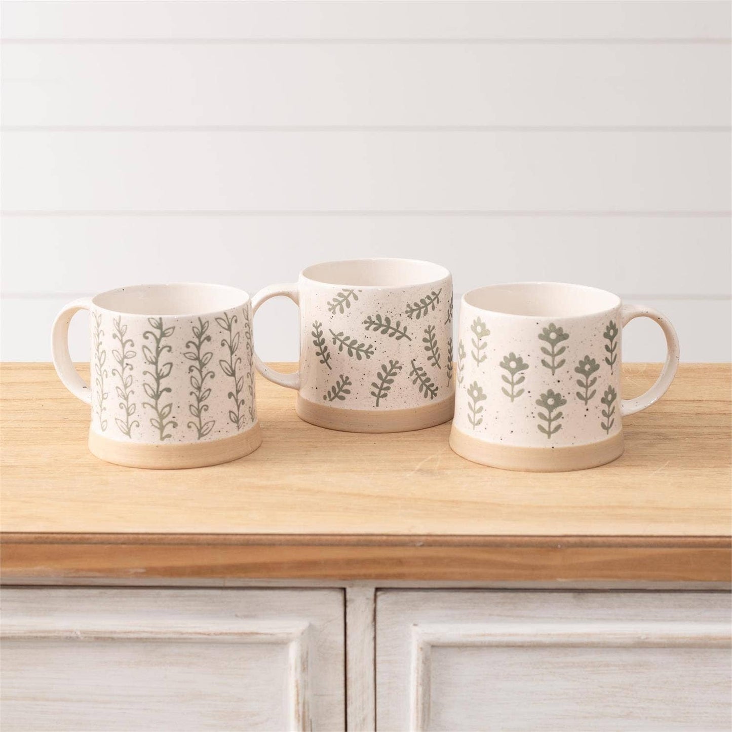 Leafy Green Stoneware Mugs