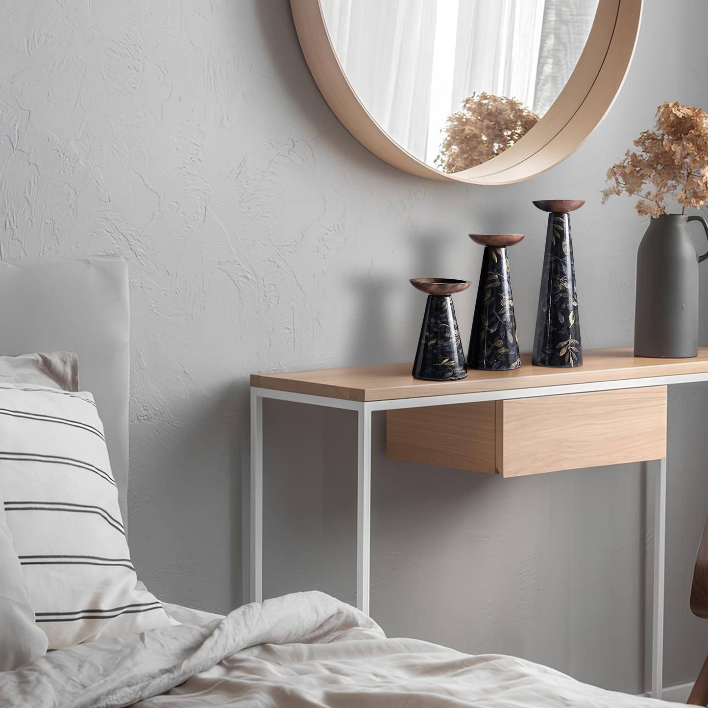 Moody Floral Candle Holder Set