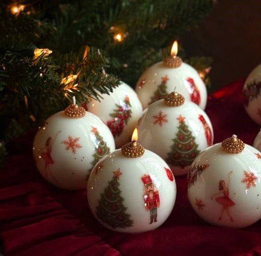 Vintage Style Christmas Candle Ornament: Holiday candle