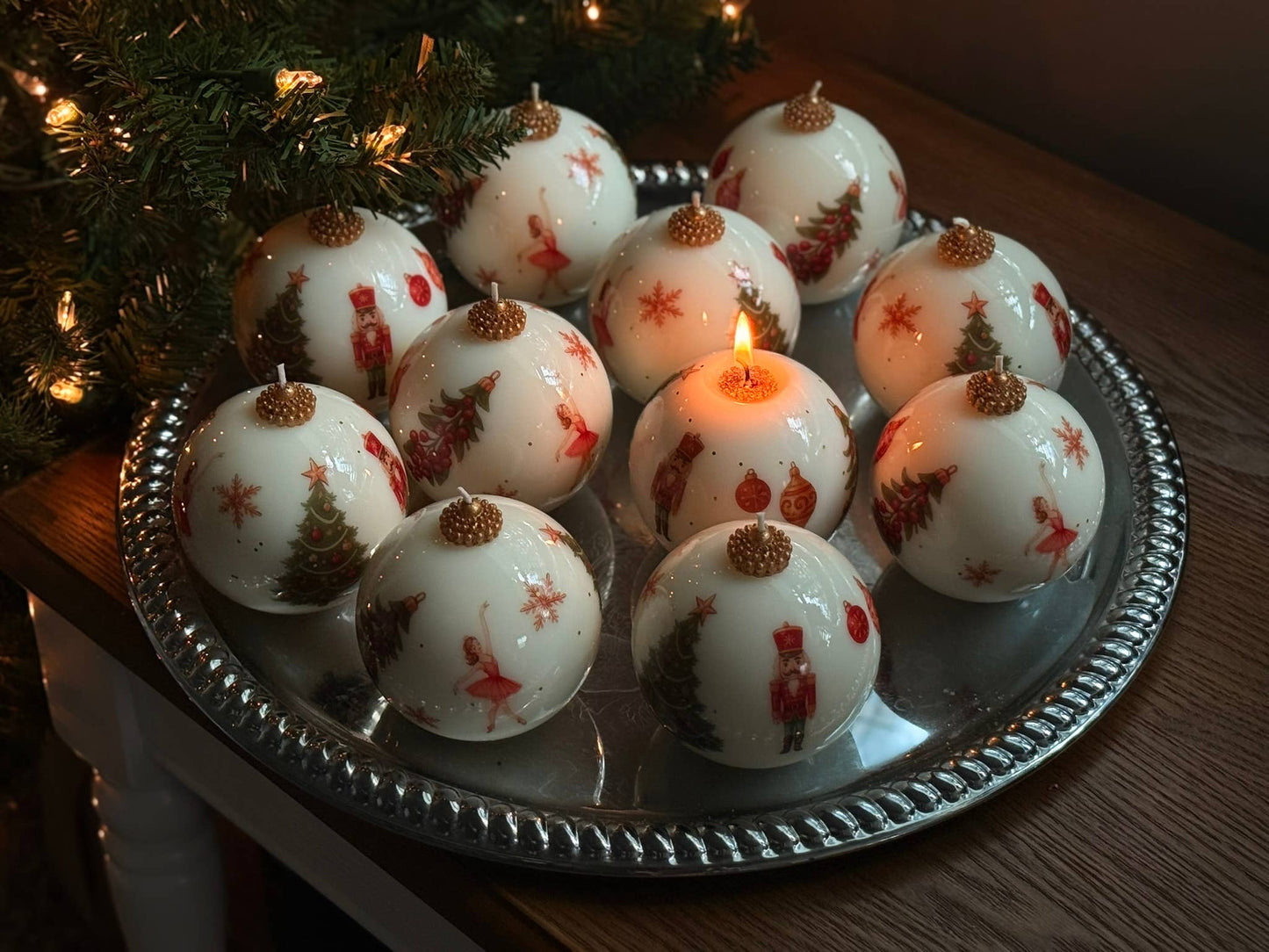 Vintage Style Christmas Candle Ornament: Holiday candle