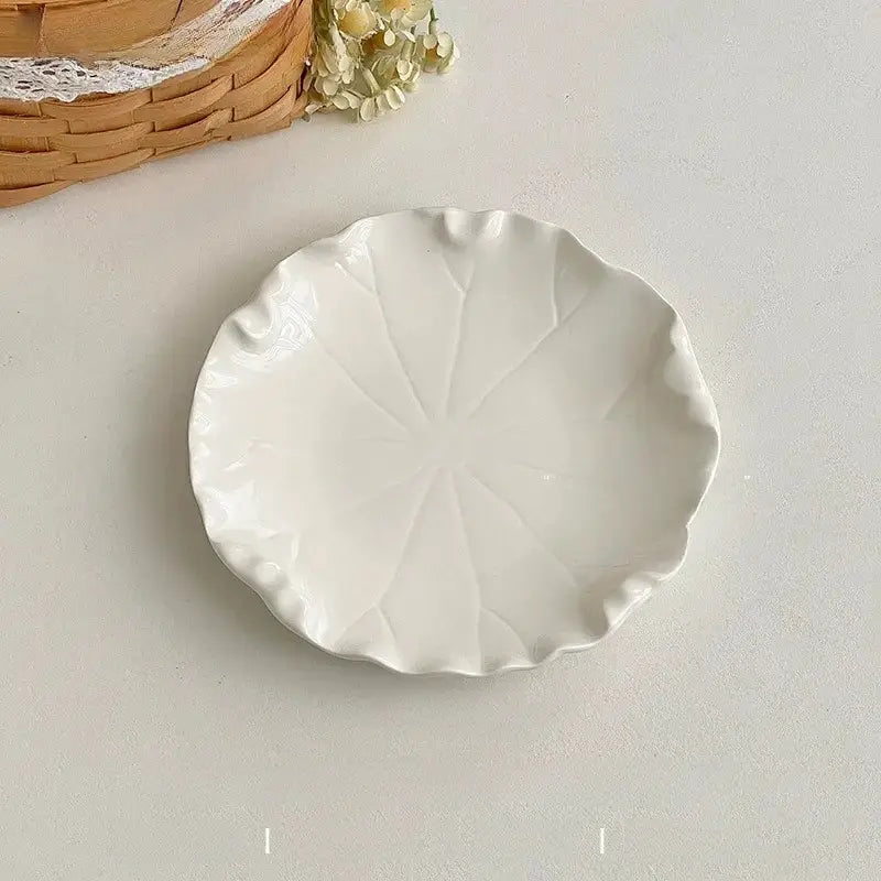 Elegant 6" Ceramic Leaf Dessert & Appetizer Plate (4 colors)
