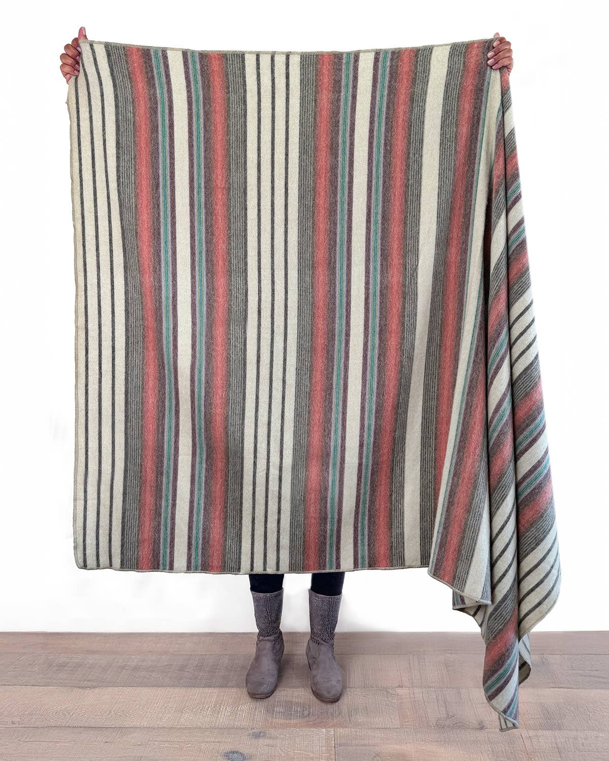 Alpaca Throw - Oasis