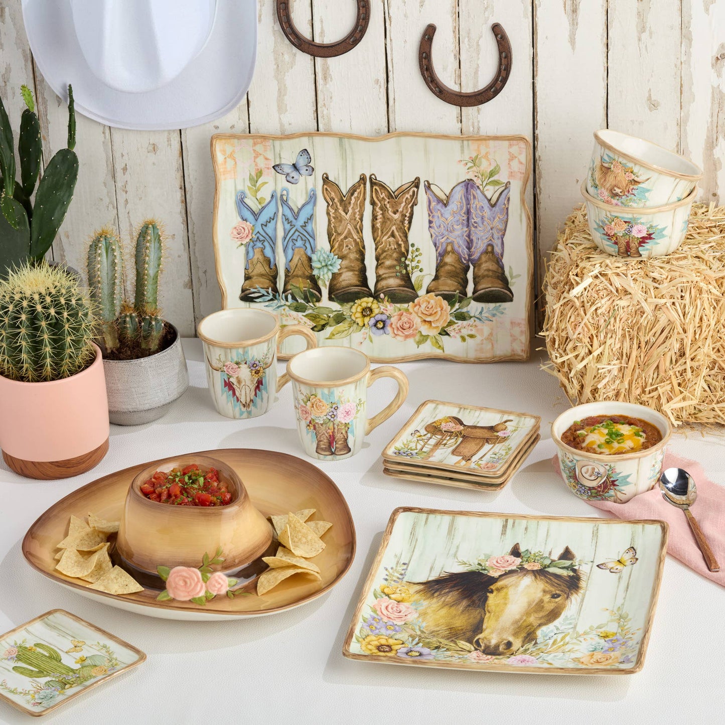 Rosewood Ranch 3-D Cowgirl Hat Chip & Dip 15.5" x 14" 8 oz