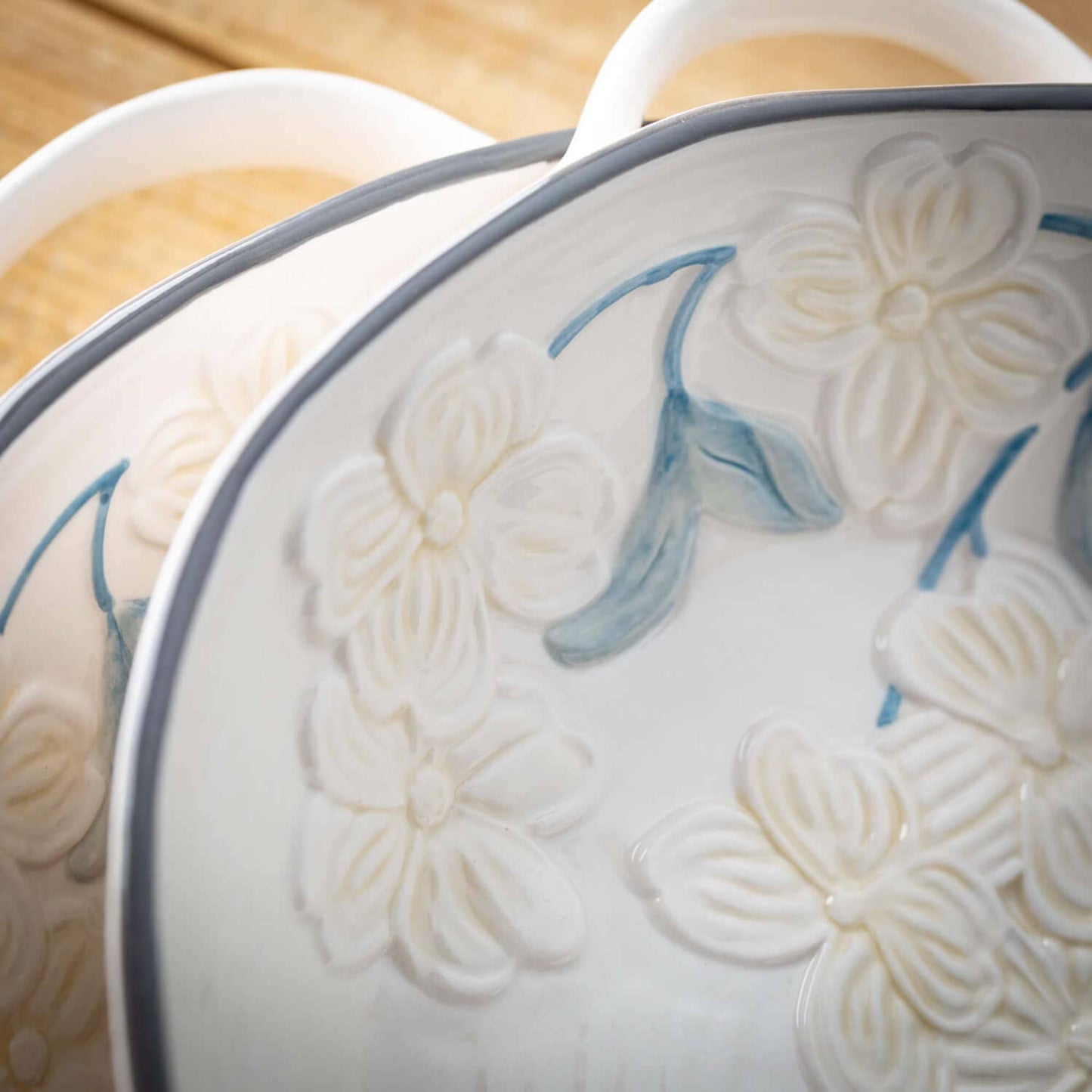 DOGWOOD TEXTURED BOWL SET OF 2