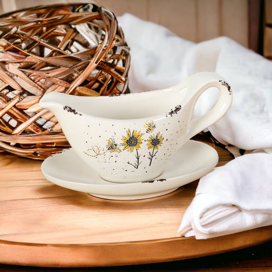 Sauce And Gravy Boat With Saucer