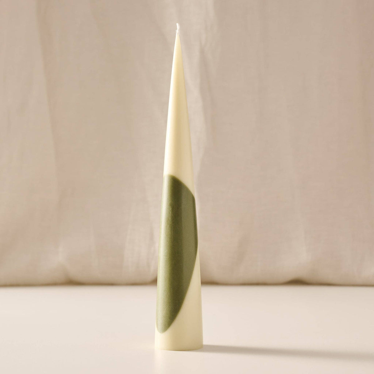 Esuk Green Tone Striped Palm Wax Cone Candle
