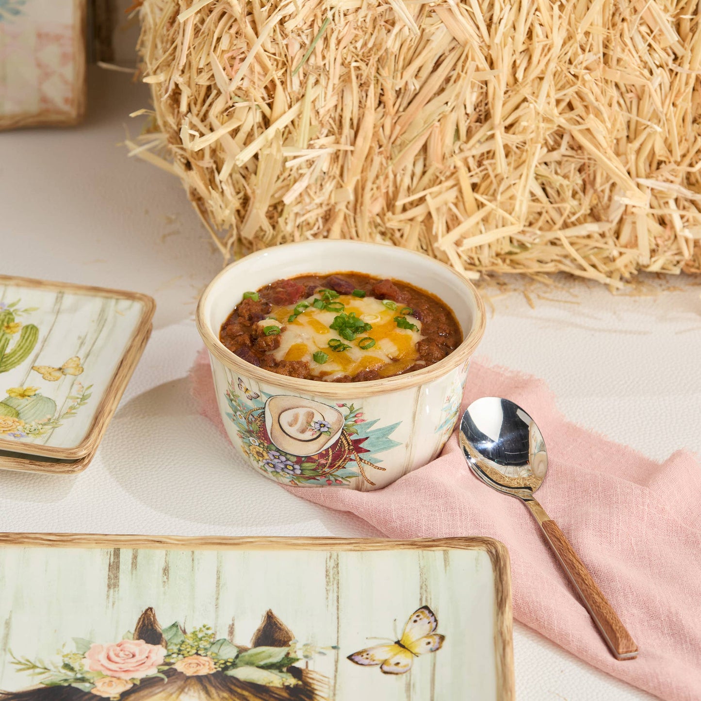 Rosewood Ranch Ice Cream Bowl 5.25" x 3"