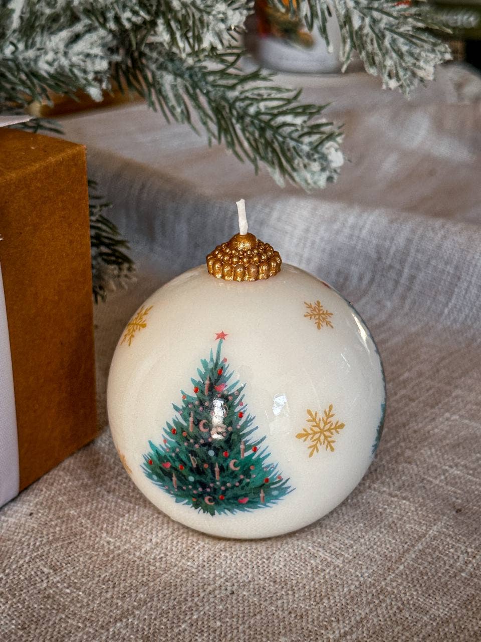 Christmas Candle | Festive Holiday gift candles