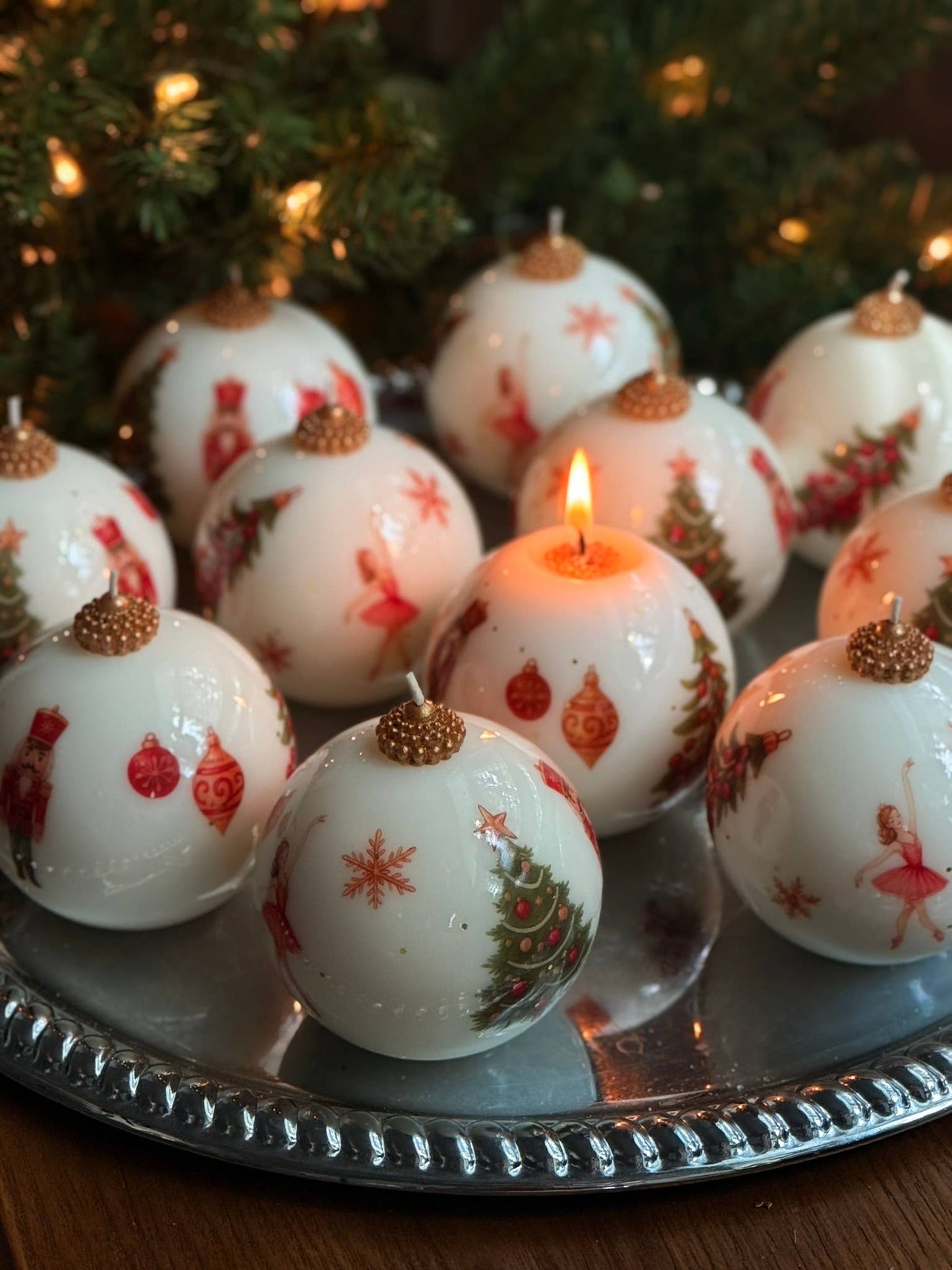 Vintage Style Christmas Candle Ornament: Holiday candle